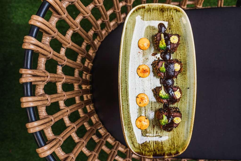 Vp Jardin De Recoletos Hotell Madrid Restaurant bilde