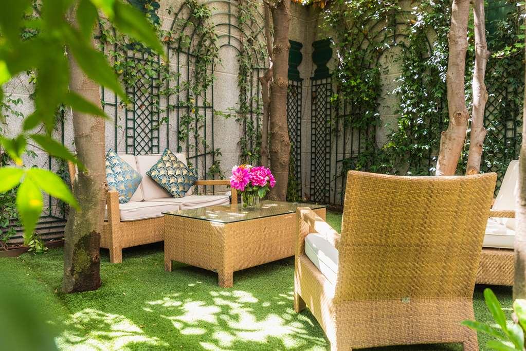 Vp Jardin De Recoletos Hotell Madrid Restaurant bilde