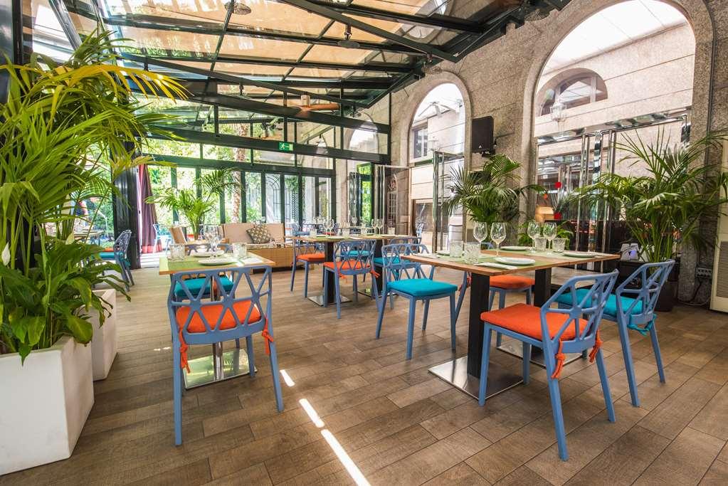 Vp Jardin De Recoletos Hotell Madrid Restaurant bilde